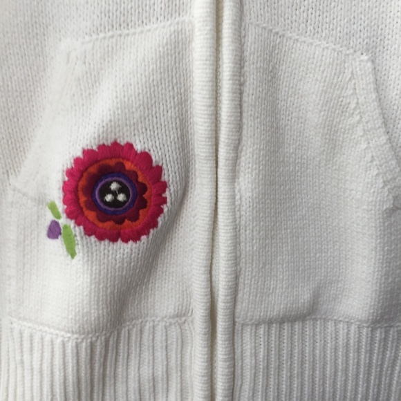 Girl's White Zip-Up Hooded Sweater Size 10-12 - Picture 4 of 4